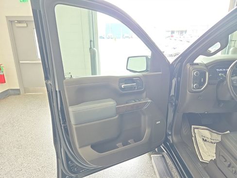 Used 2022 GMC Sierra 1500 Denali w/ Denali Reserve Package image 35