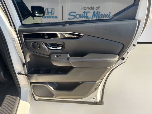 Used 2023 Honda Pilot EX-L image 31