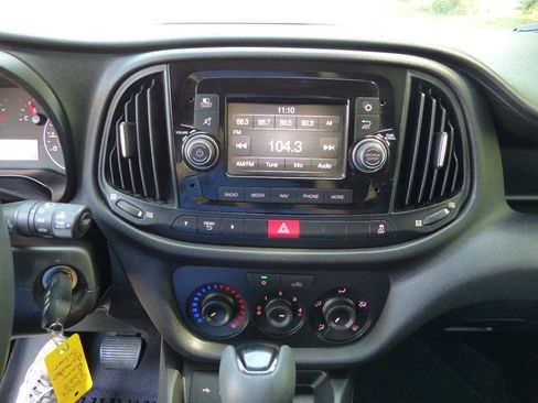 Used 2022 RAM ProMaster City Tradesman FWD image 27