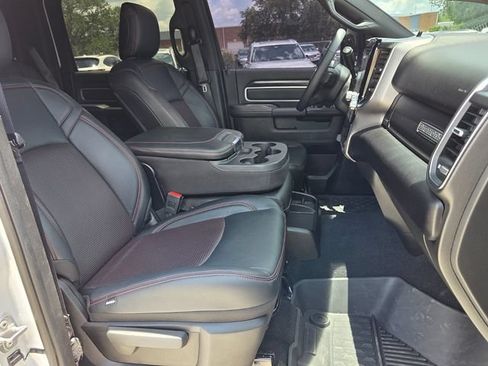 Used 2025 RAM 2500 Big Horn AWD/4WD image 15