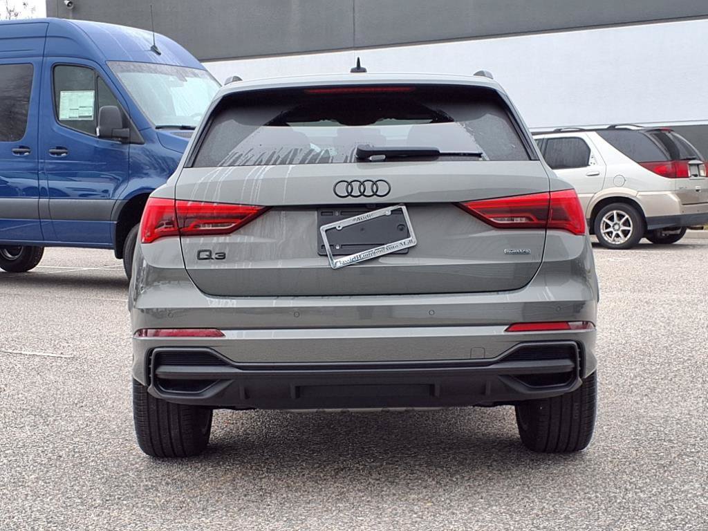 Used 2025 Audi Q3 2.0T Premium AWD/4WD image 5