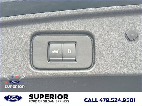 Used 2024 Nissan Pathfinder SL AWD/4WD image 8