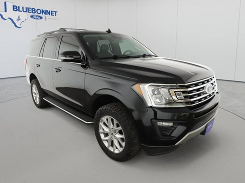 Used 2021 Ford Expedition XLT RWD image 3