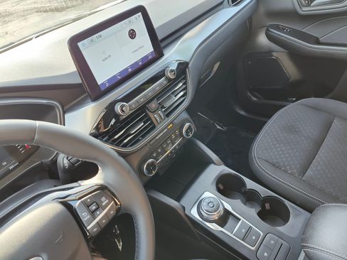 Used 2024 Ford Escape Active AWD/4WD image 31