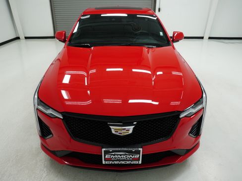 Used 2020 Cadillac CT4 V RWD image 2