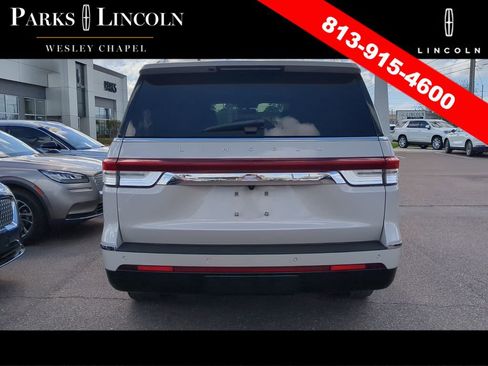 Used 2022 Lincoln Navigator L Reserve image 5