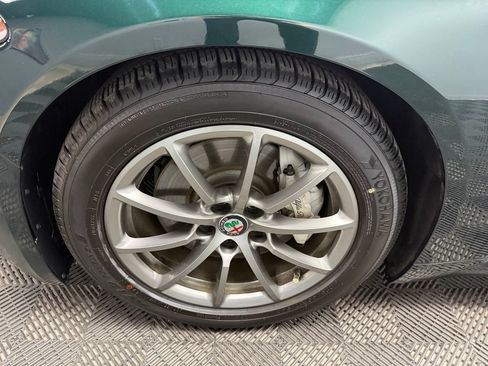 Used 2020 Alfa Romeo Giulia RWD image 21