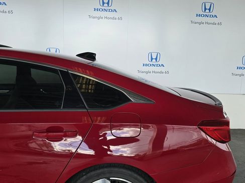 Used 2021 Honda Accord Sport image 36