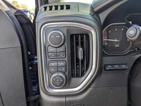 Used 2022 GMC Sierra 2500 Denali w/ Denali Ultimate Package image 23