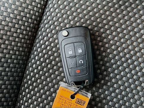 Used 2014 Chevrolet Equinox LT w/ Driver Convenience Package image 28