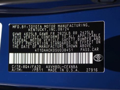 Used 2025 Toyota Camry LE image 25