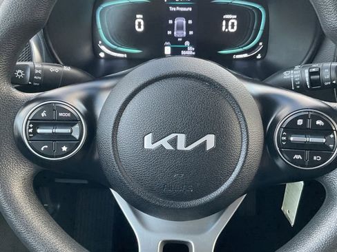 Used 2023 Kia Soul LX w/ Option Group 015 image 16