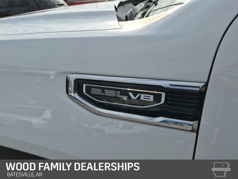 Used 2023 GMC Sierra 1500 SLT w/ SLT Premium Package image 16