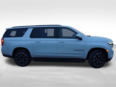 Certified 2024 Chevrolet Suburban RST w/ Luxury Package image 2