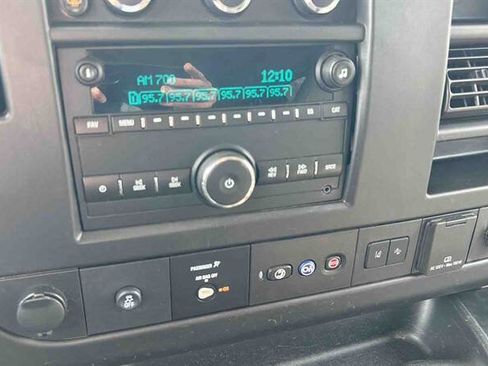 Used 2019 Chevrolet Express 3500 LT w/ LT Preferred Equipment Group image 17