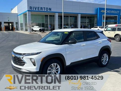 New 2026 Chevrolet TrailBlazer LS w/ LS Convenience Package FWD image 1