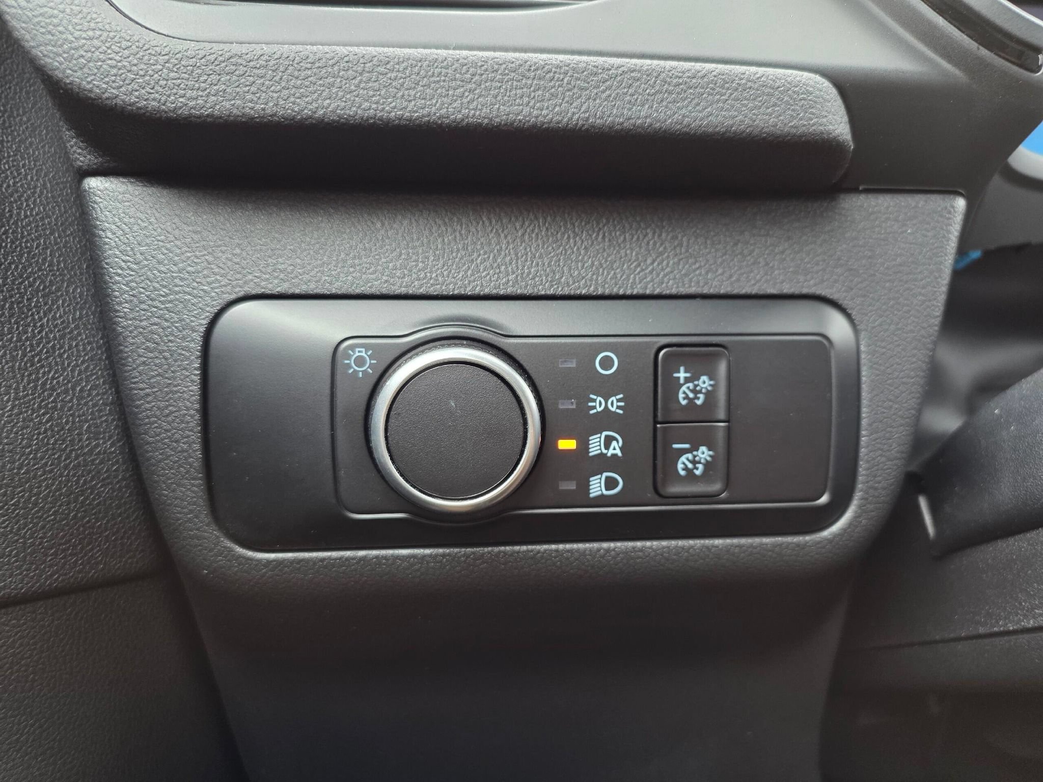 Used 2025 Ford Escape ST-Line AWD/4WD image 21