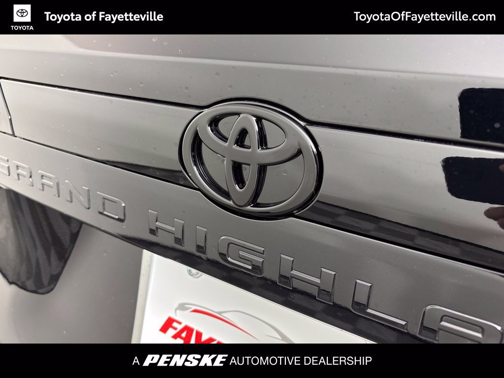 New 2026 Toyota Grand Highlander AWD image 27