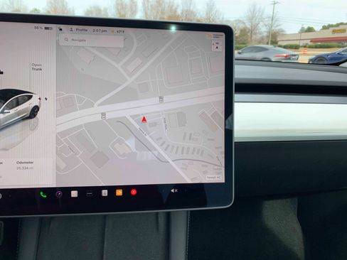 Used 2023 Tesla Model 3 Standard Range image 20