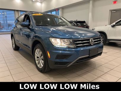 Used 2019 Volkswagen Tiguan SE w/ Panoramic Sunroof Package