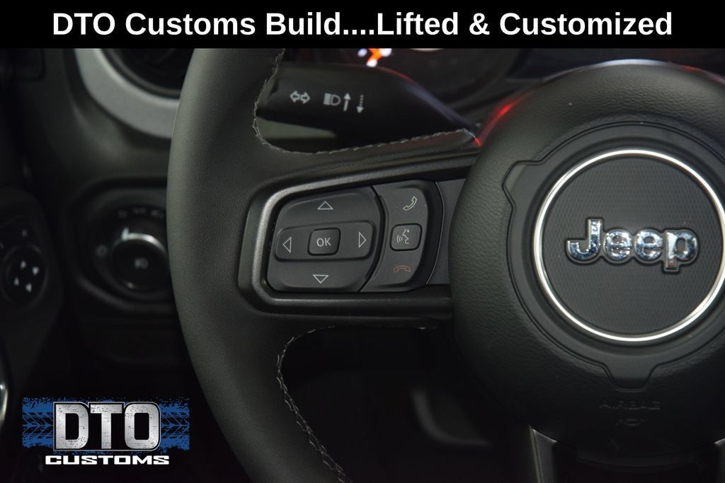 Used 2026 Jeep Wrangler Unlimited Sport AWD/4WD image 36