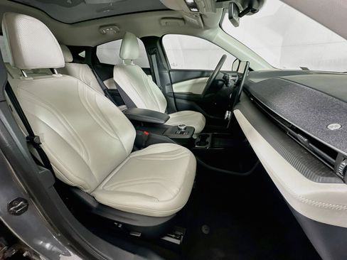 Used 2021 Ford Mustang Mach-E Premium RWD image 31