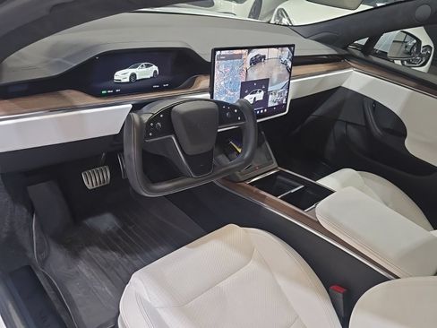 Used 2022 Tesla Model S AWD/4WD image 26