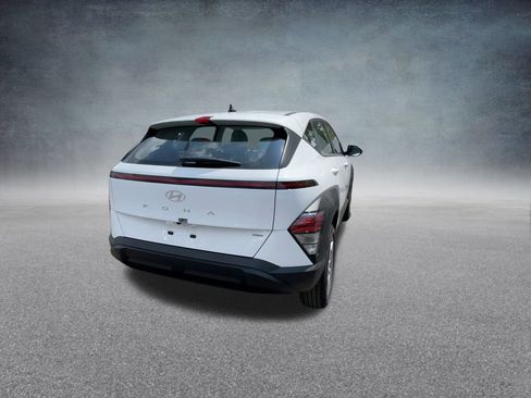 Used 2026 Hyundai Kona SE image 21