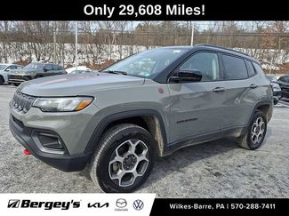 Used 2022 Jeep Compass Trailhawk w/ Sun and Sound Group video 1