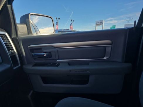 Used 2019 RAM 1500 Big Horn RWD image 17