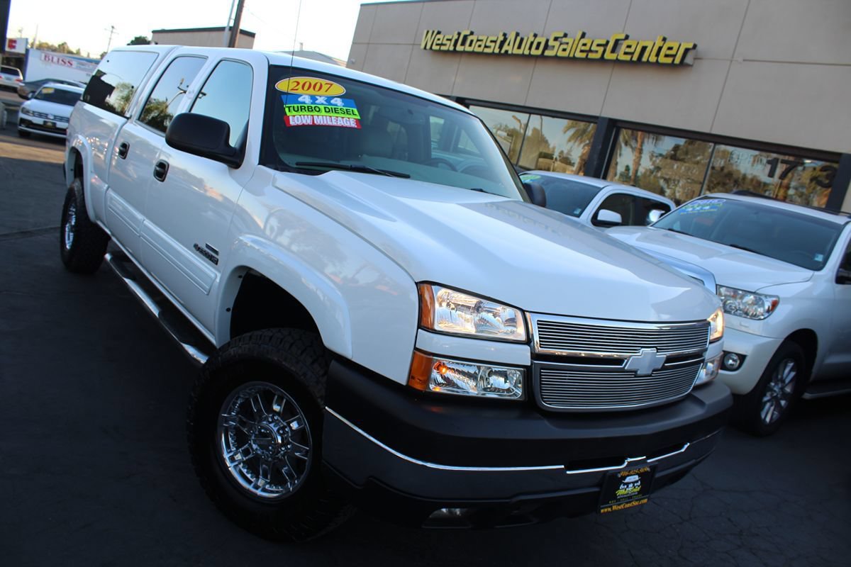 Used 2007 Chevrolet Silverado 2500 LT w/ Heavy-Duty Power Package AWD/4WD image 43