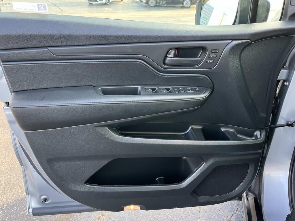 Used 2025 Honda Odyssey EX-L image 28