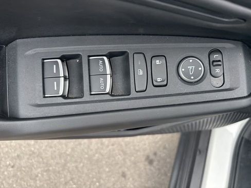 Used 2024 Honda Accord EX image 17