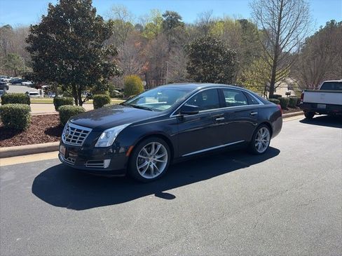 Used 2013 Cadillac XTS Premium image 8