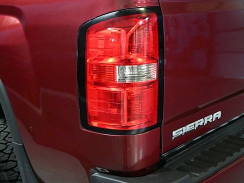 Used 2015 GMC Sierra 2500 Denali w/ Duramax Plus Package AWD/4WD image 24
