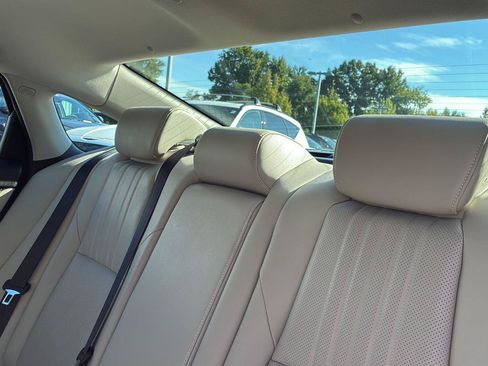 Used 2020 Honda Accord Touring image 25