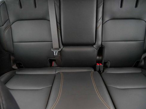 Used 2024 Jeep Wrangler Sahara AWD/4WD image 13