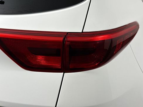 Used 2017 Kia Sportage LX image 33