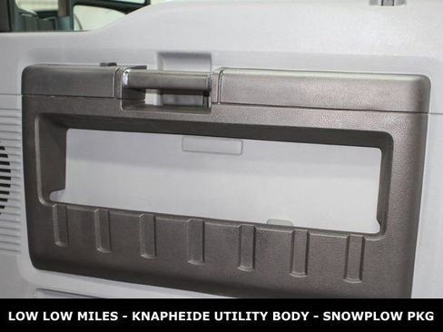 Used 2015 Ford F250 XL w/ Power Equipment Group image 20