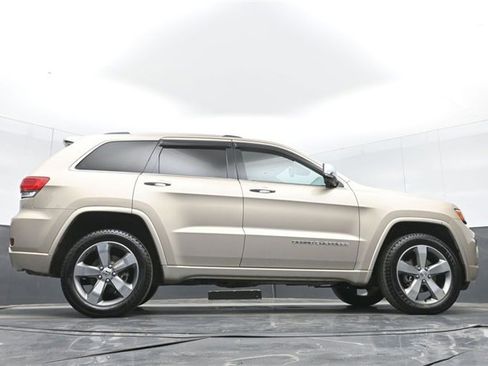 Used 2014 Jeep Grand Cherokee Overland w/ Advanced Technology Group image 55