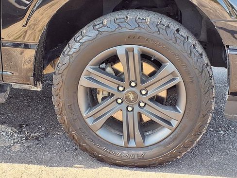 Used 2023 Ford F150 Lariat w/ Equipment Group 502A High image 9