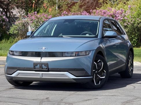 Used 2022 Hyundai Ioniq 5 SEL image 1