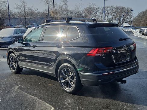 Certified 2022 Volkswagen Tiguan SE image 27