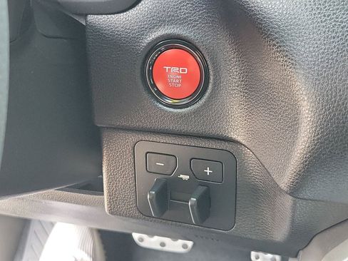 Used 2025 Toyota Tundra SR5 w/ TRD Off-Road Package AWD/4WD image 29