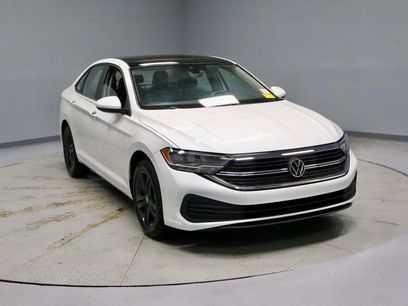 Used 2023 Volkswagen Jetta SE