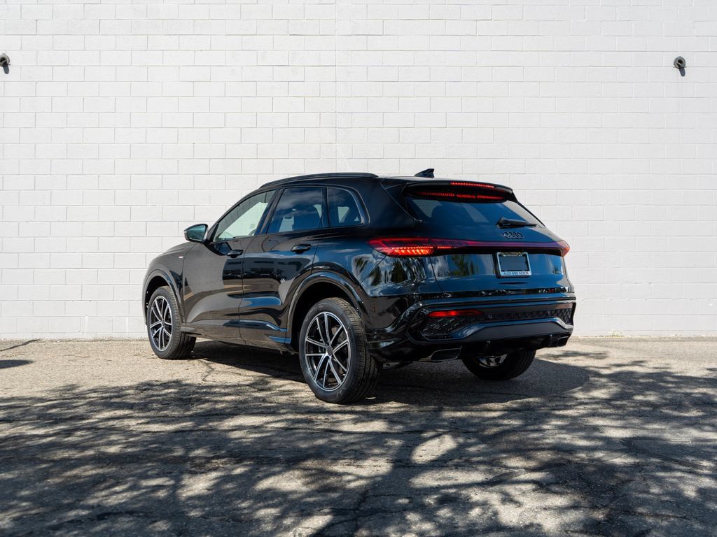 New 2026 Audi Q5 Premium Plus AWD/4WD image 4