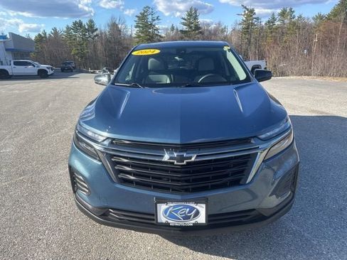 Used 2024 Chevrolet Equinox LS w/ LS Convenience Package AWD/4WD image 2