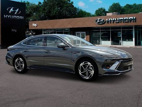 New 2024 Hyundai Sonata SEL w/ Convenience Package FWD image 11