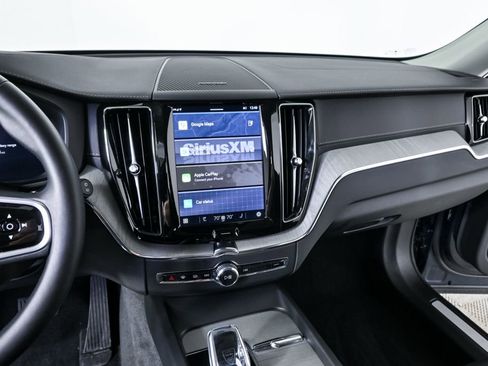 Certified 2025 Volvo XC60 T8 Ultra w/ Protection Package Premier image 15