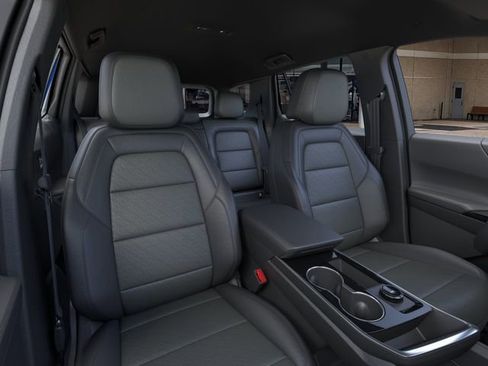 New 2026 Chevrolet Equinox LT w/ Convenience Package II FWD image 16